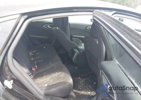 2015 Chrysler 200 Limited z USA, uszkodzony, nr VIN 1C3CCCAB4FN592492